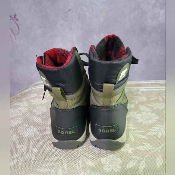 SOREL Whitney Short Lace Waterproof Insulated Winter Boot Size 8.5 Olive Green - Picture 5 of 8
